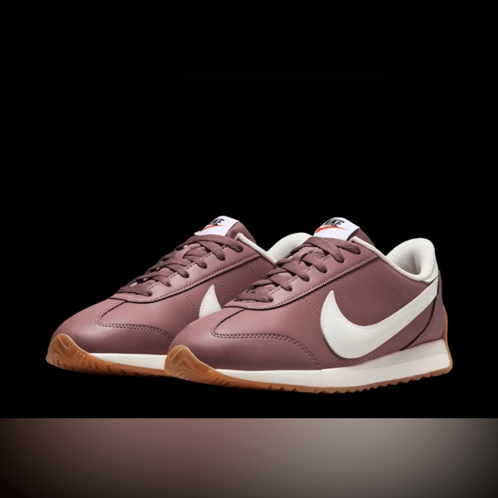 Nike women’s pacific sneakers